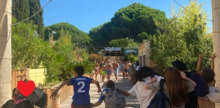 Journée au parc aquatique pour les enfants